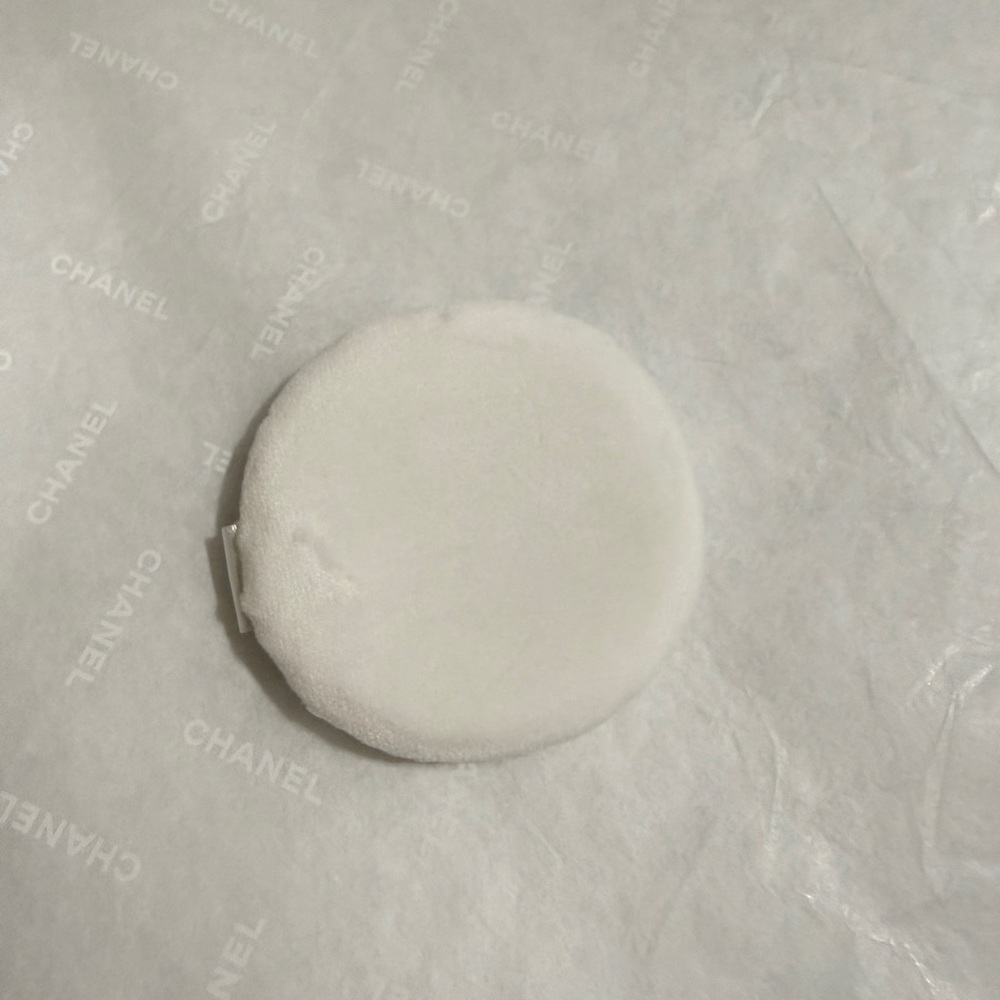 Chanel powder puff - Picture 2 of 2